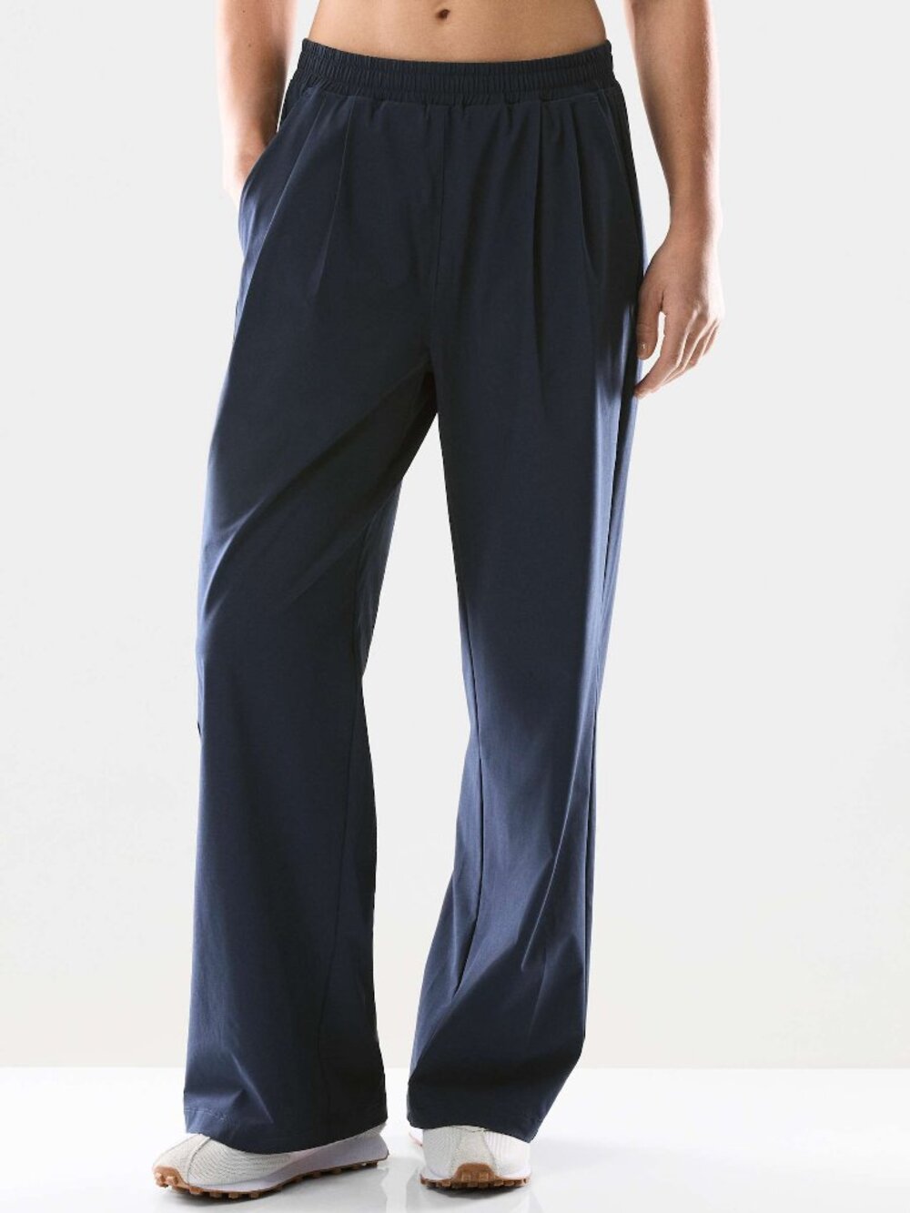 Aritzia Golden Continuum Mid-rise Wide-leg Pants Dark Blue Size M